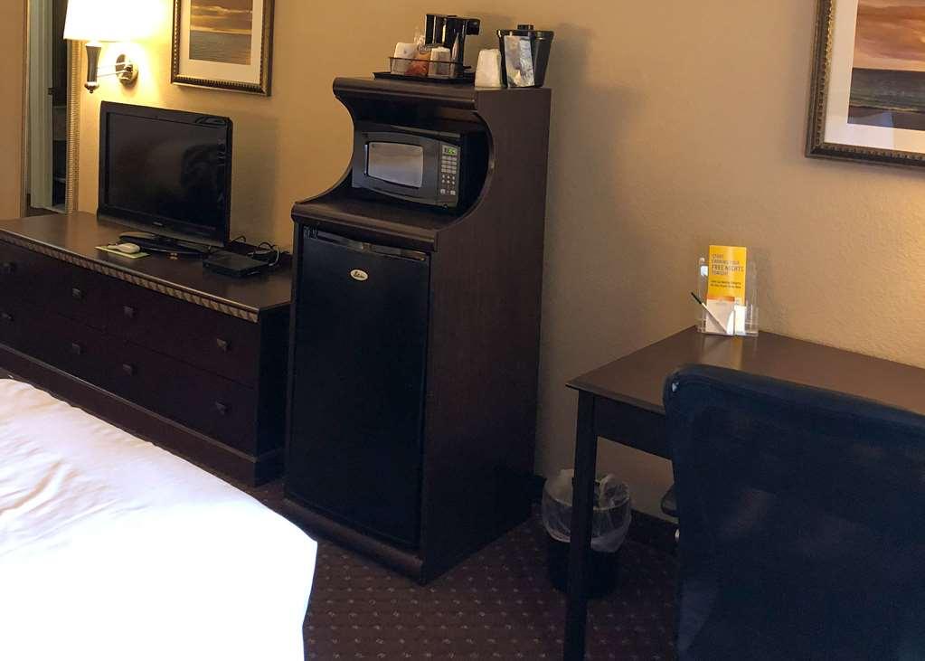 Americas Best Value Inn - Gun Barrel City Room photo